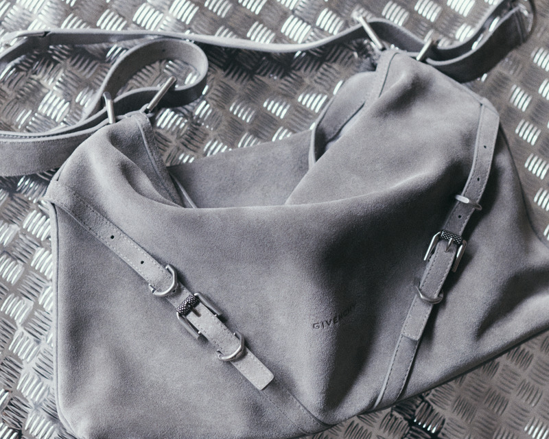 M LE MONDE - Sac - Set Design by ANNA SBIERA